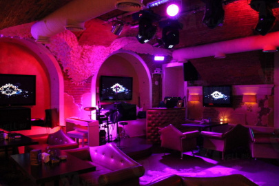 Караоке-клуб Jimmy Poy