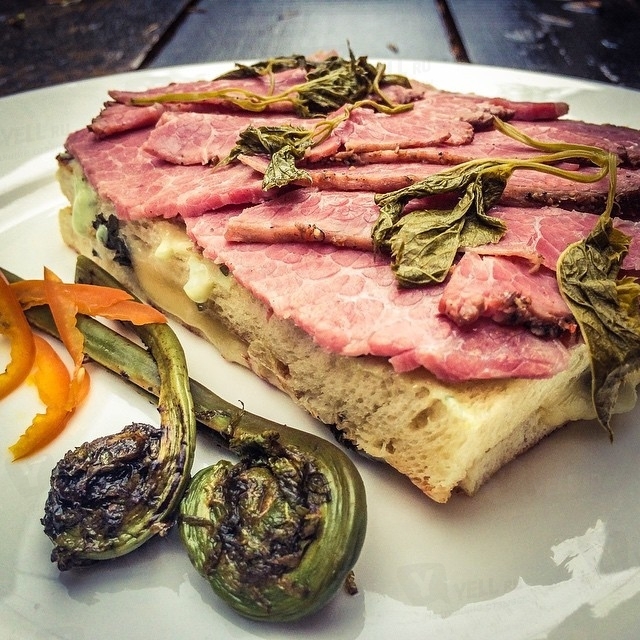 Delicatessen бар