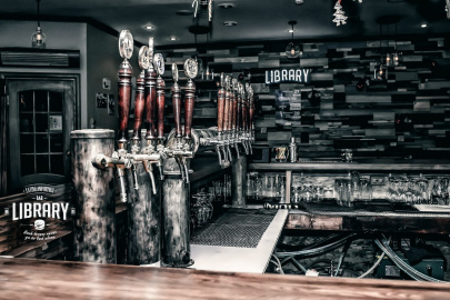 Library bar на Вознесенском проспекте