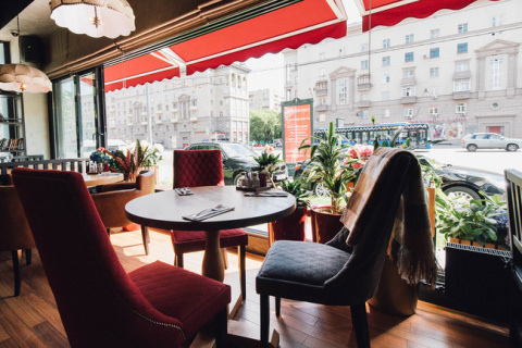 Батони на Киевской