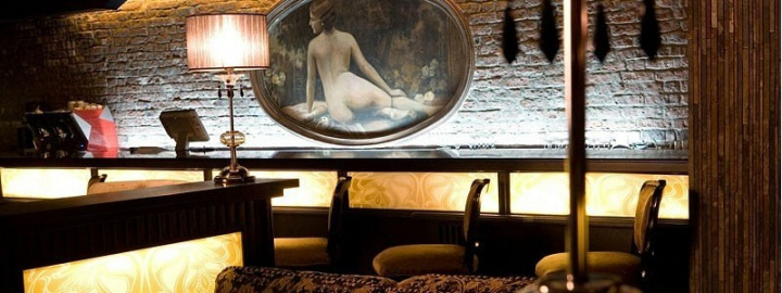 Без галстука