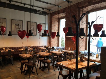 Винный бар Хлеб и Вино на Тверской