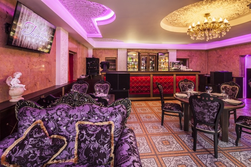 Gambit ресторан. Гамбит лого. Ресторан гамбит в махачкале на казбекова. Гамбит махачкала казбекова. Махачкала ул магомедтагирова 155.