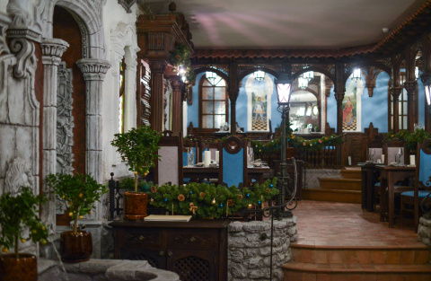 Мадридский двор