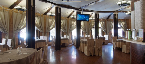 Отель Истра Holiday