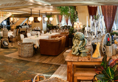 Ресторан Tutto Bene на метро Деловой центр