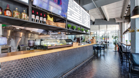 Lounge cafe&bar I AM OK