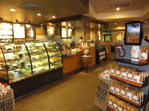 Кофейня Starbucks в ТЦ Дружба