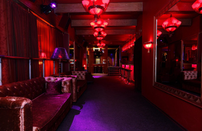 Стриптиз-клуб Macho