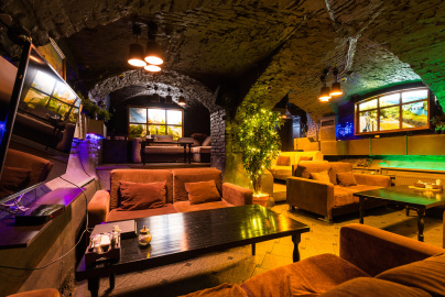 Lounge & bar Monte-Cristo