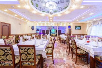 Кафе Лебединое озеро