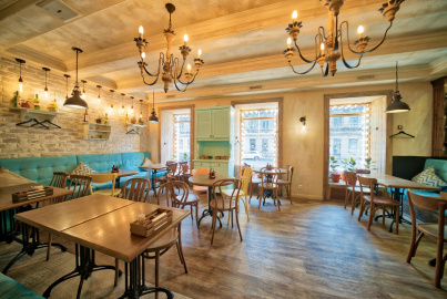 Кафе Liman на улице Восстания