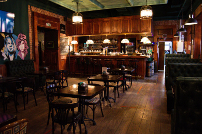 Kuzmost Pub на улице Рождественка