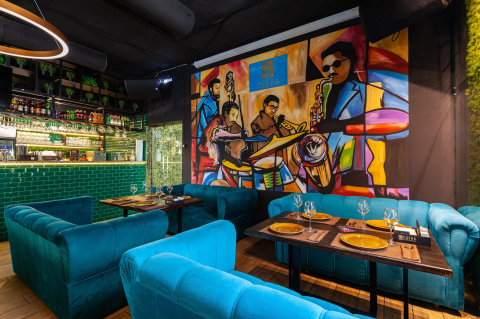 Ресторан Сцена