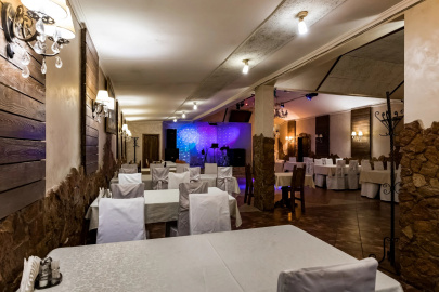 Кафе Шашлычный дворик