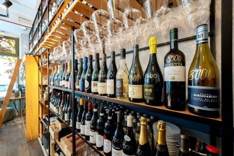 Винный бар ZAZAZU