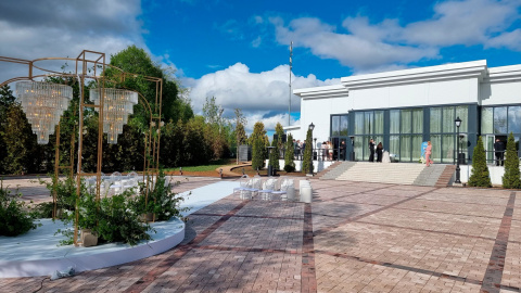 Банкетный зал Счастливые времена